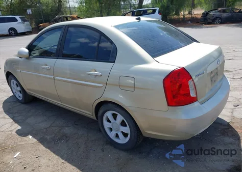 2006 Hyundai Accent Gls from USA, damaged, VIN KMHCN46C56U029465